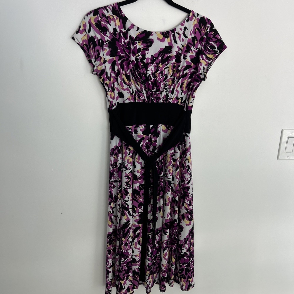 Dress Barn Sz 6 Short Sleeve Purple Black Floral Black Tie Back Flare Fun Dress - Picture 7 of 9